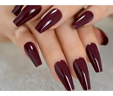 CELEBRITY NAILS