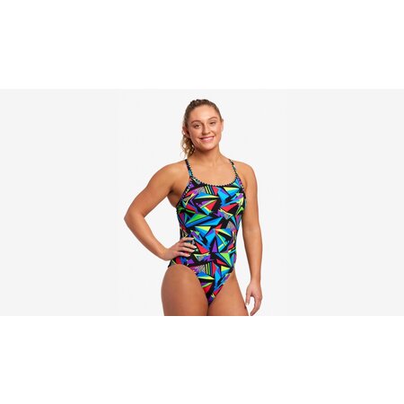 ARENA WOMEN'S CLIO SQUARED BACK ONE-PIECE SWIMSUIT - BLACK