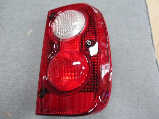 XFB500140  Rear Body Lamp - RH - from 4A000001