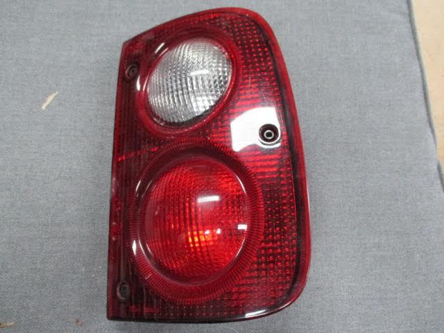 land rover AMR4003 | Rear Body Lamp - RH