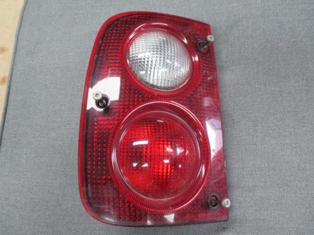 land rover AMR4002 | Rear Body Lamp - LH