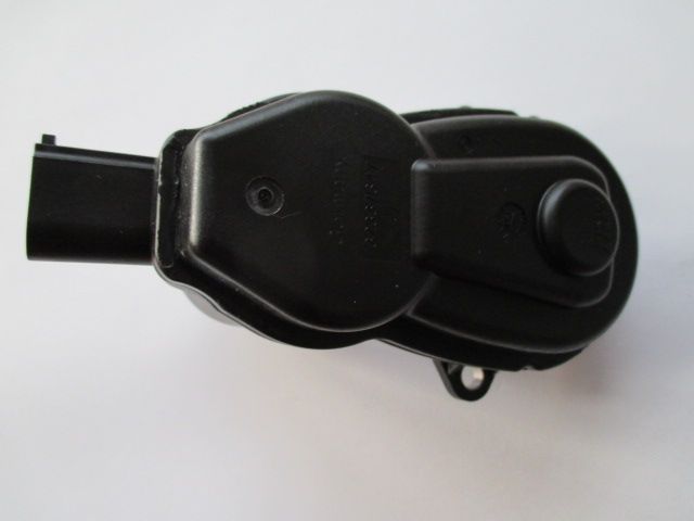 LR027141  MODULE - ELECTRIC PARKING BRAKE