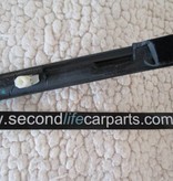 LR001687 | DOOR TO WINDOW SEAL OUTER RIGHT HAND