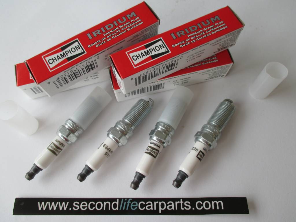 LR025605 SPARK PLUG 2.0L TURBO PETROL