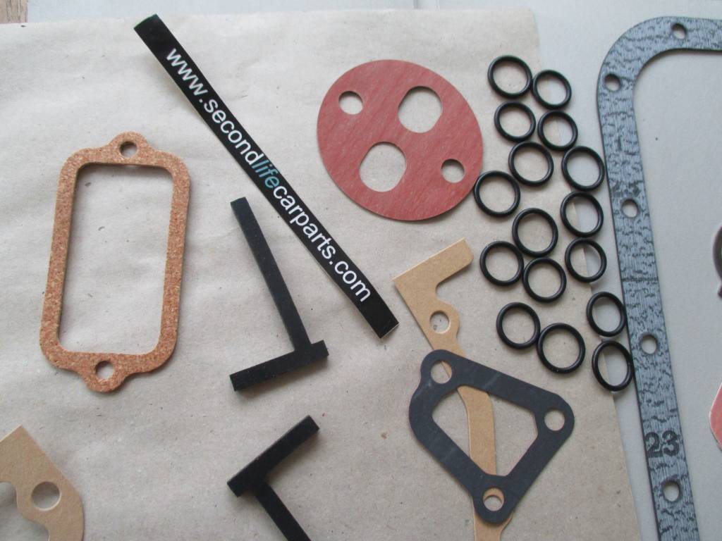 STC1561  GASKET SET BOTTOM END 2.25 DIESEL