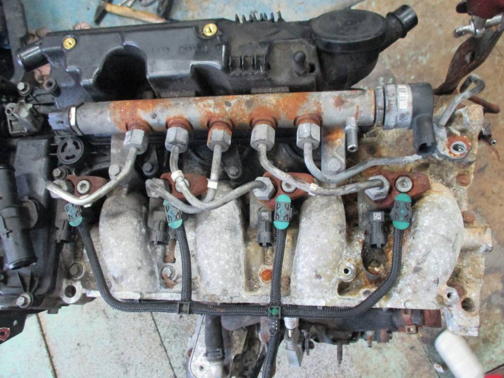 LR001345 freelander 2.2 diesel motor