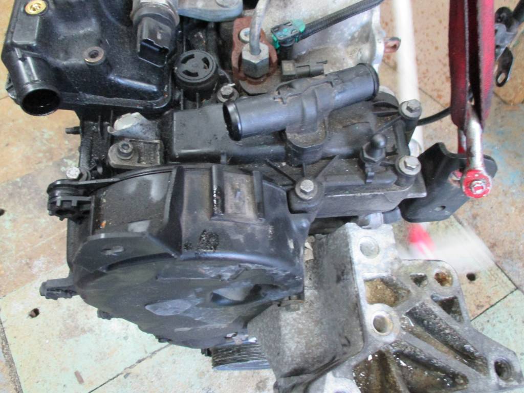 LR001345 freelander 2.2 diesel motor