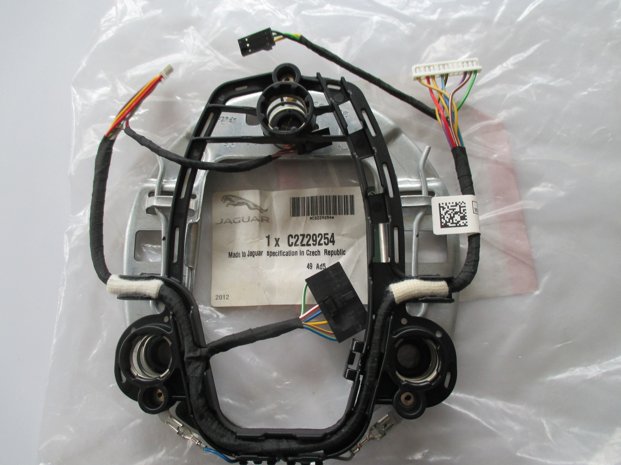 C2Z29254  Wire harness steering wheel jaguar