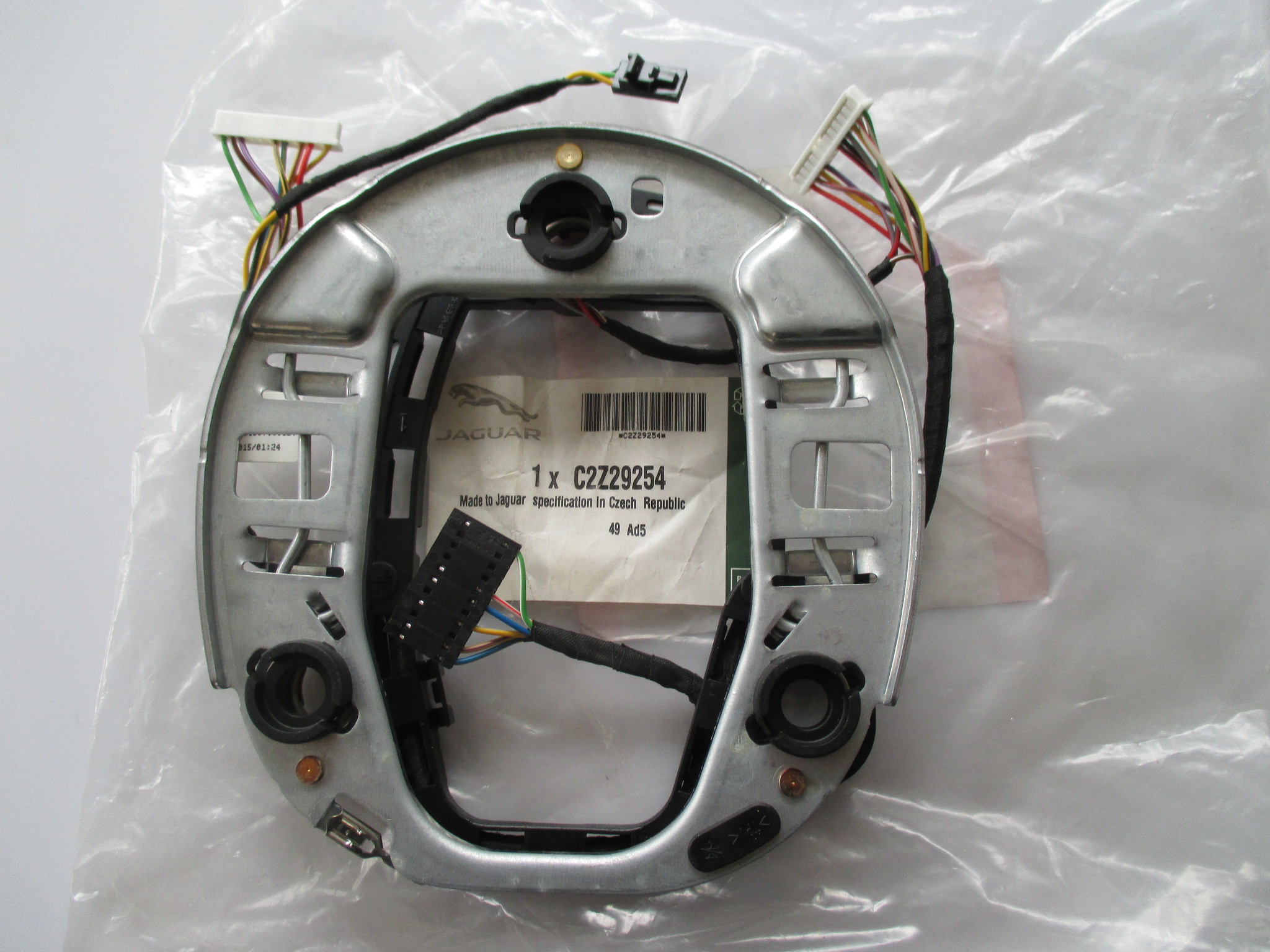 C2Z29254  Wire harness steering wheel jaguar