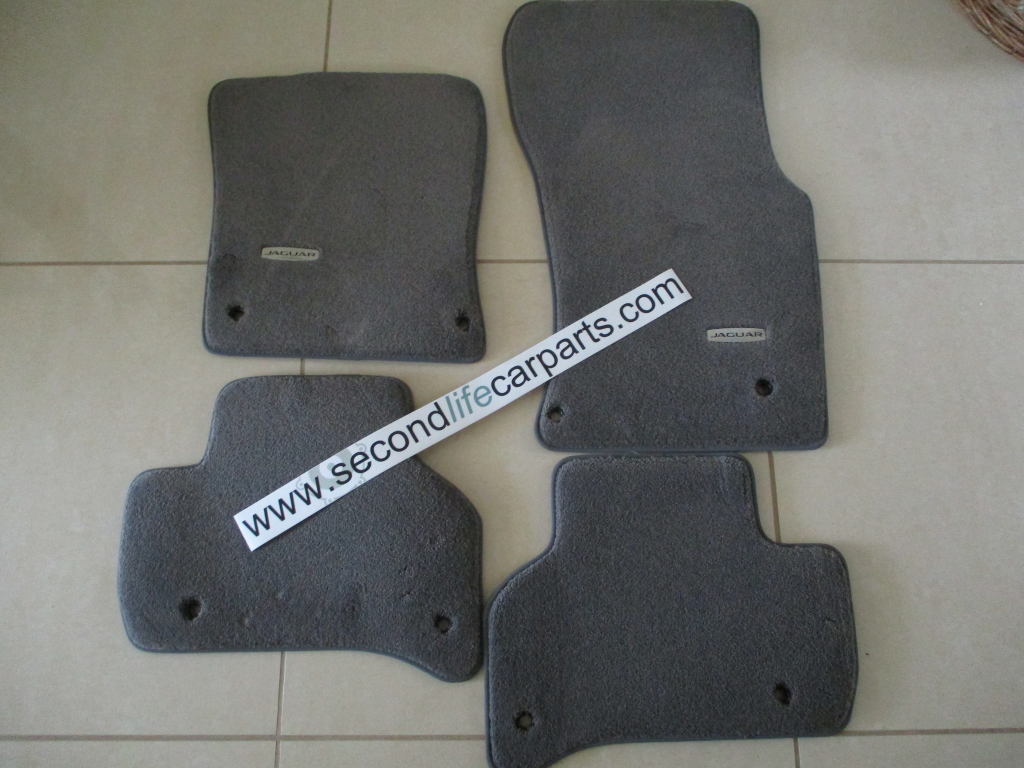 T4N7146AMT  SET-CARPET