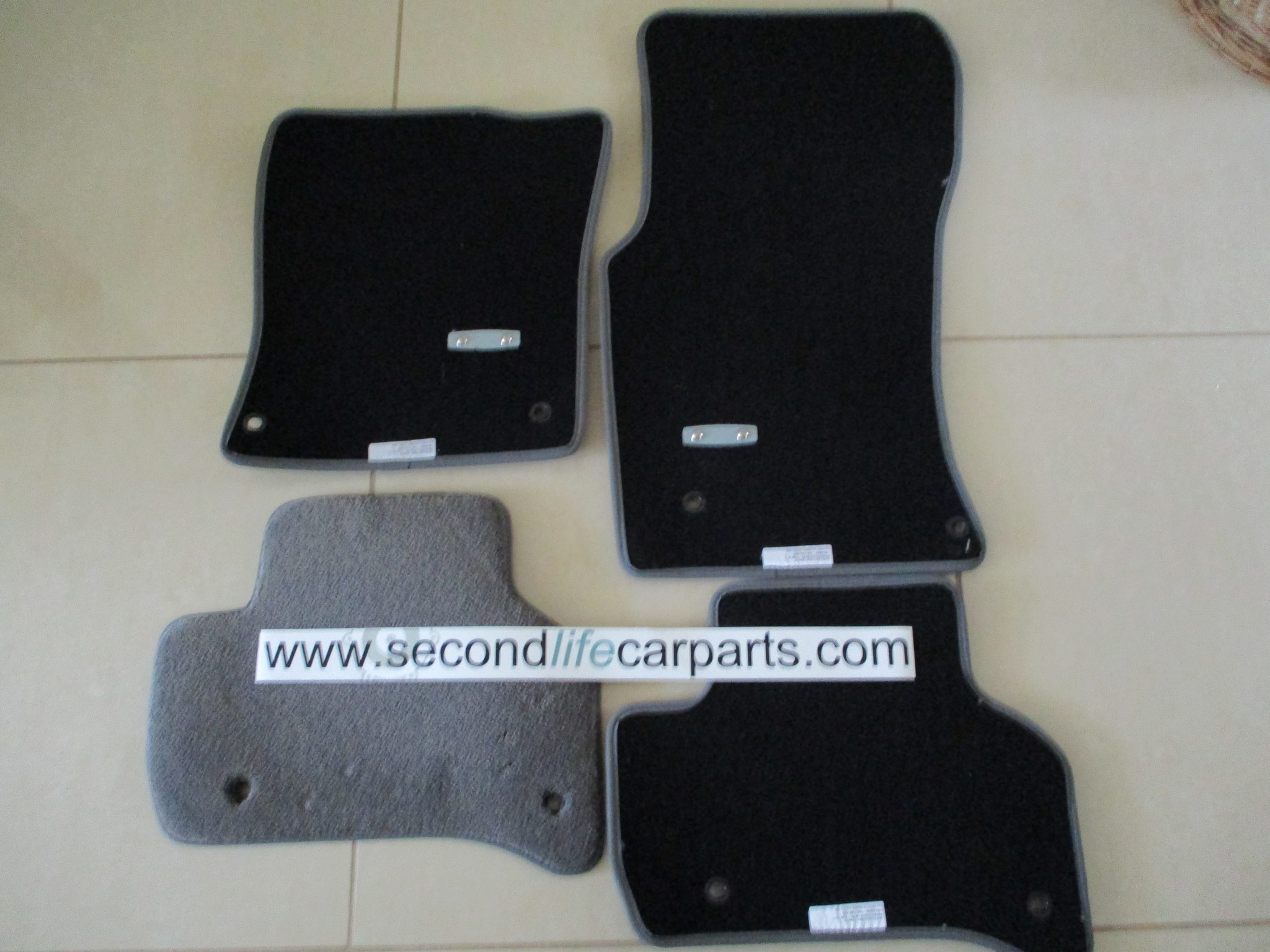 T4N7146AMT  SET-CARPET