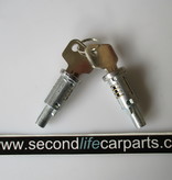 MUC4146 - Barrel and Keys Front Doors