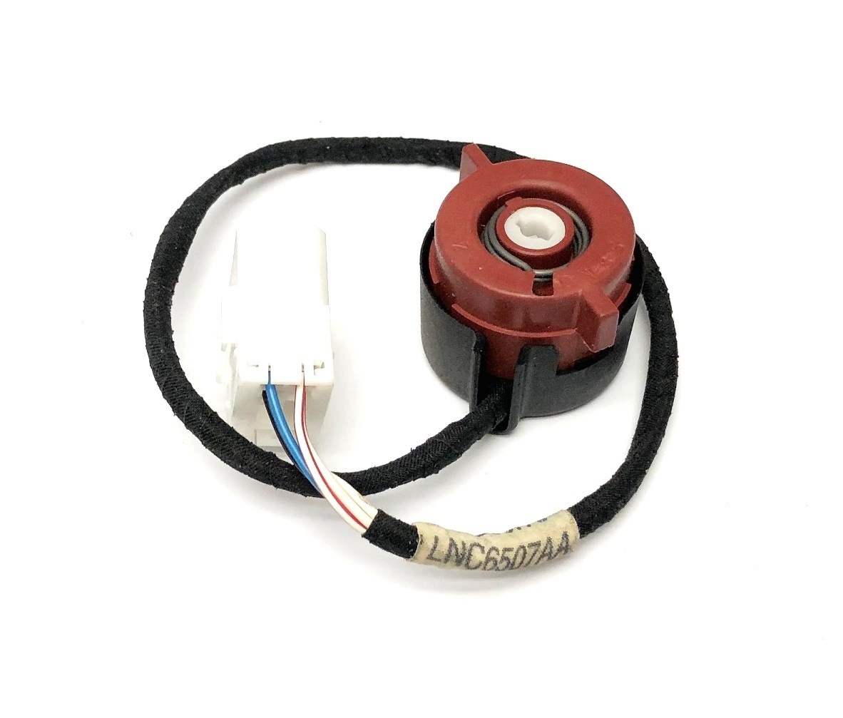 LNC6507AA Steering column ignition switch Second Life Carparts