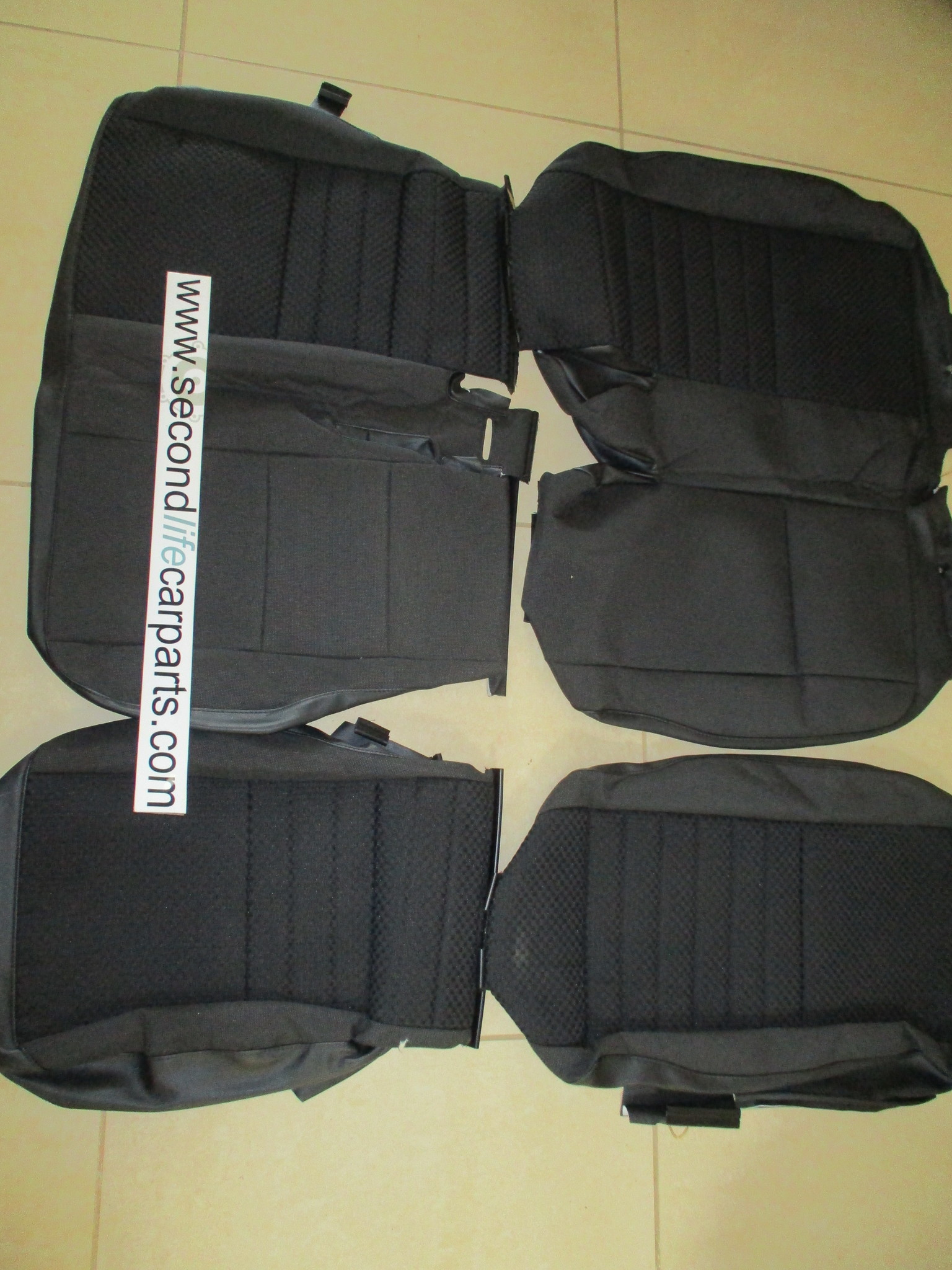 PUMA 60/40 SEAT TRIM KIT BLACK SPAN MONDUS