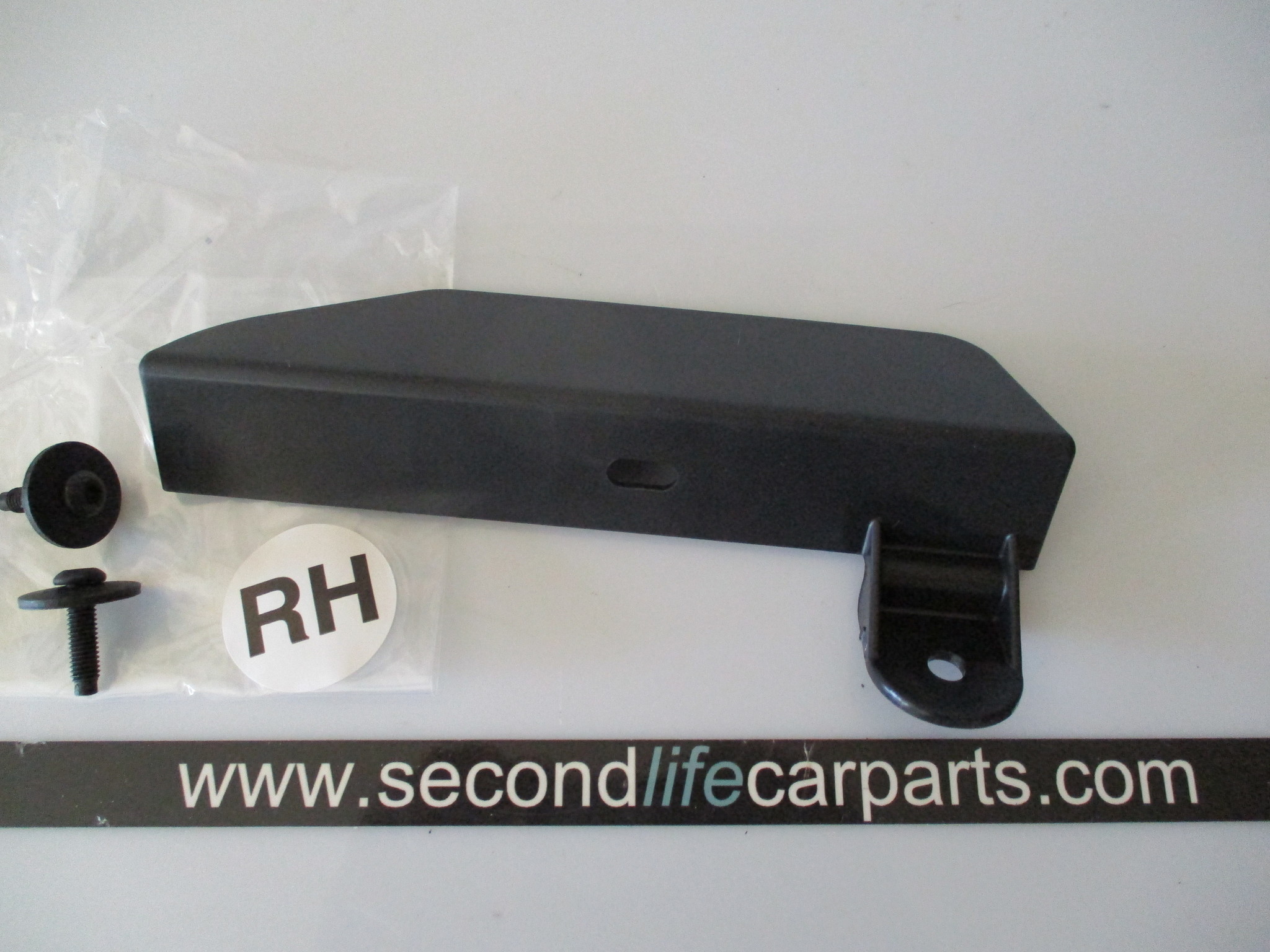 VPLGP0148 SHIELD SIDE STEP REAR RH