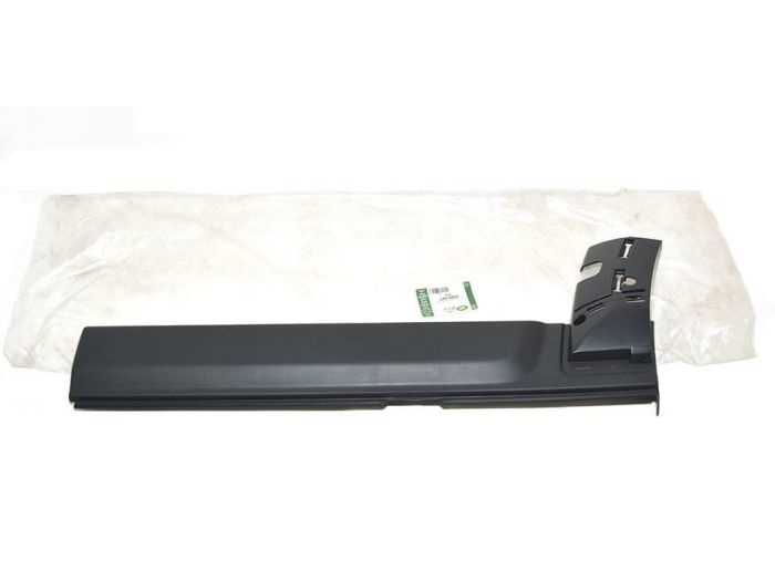 LR010624  Rear Left Hand Door Moulding