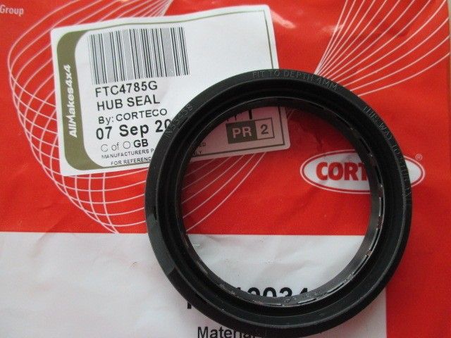 FTC4785 G - Hub Seal for Defender and Discovery