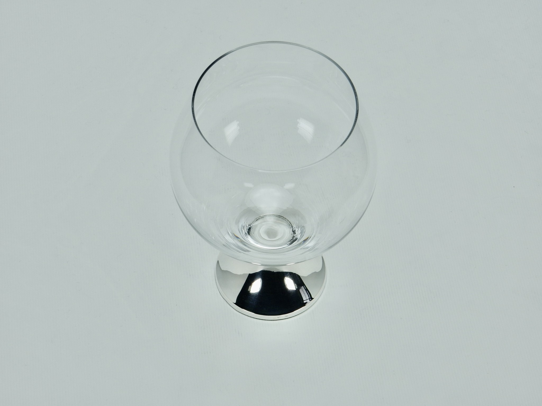 Kristallen cognacglas met voet in 925 zilver, 117 mm hoog