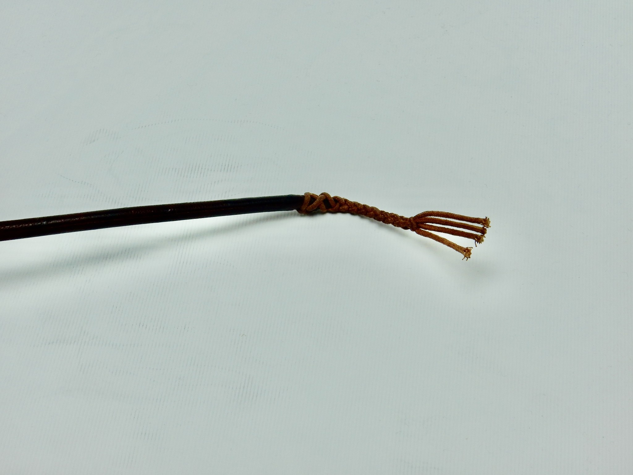 Lederen rijzweep met greep in 925 zilver, 85 cm lang