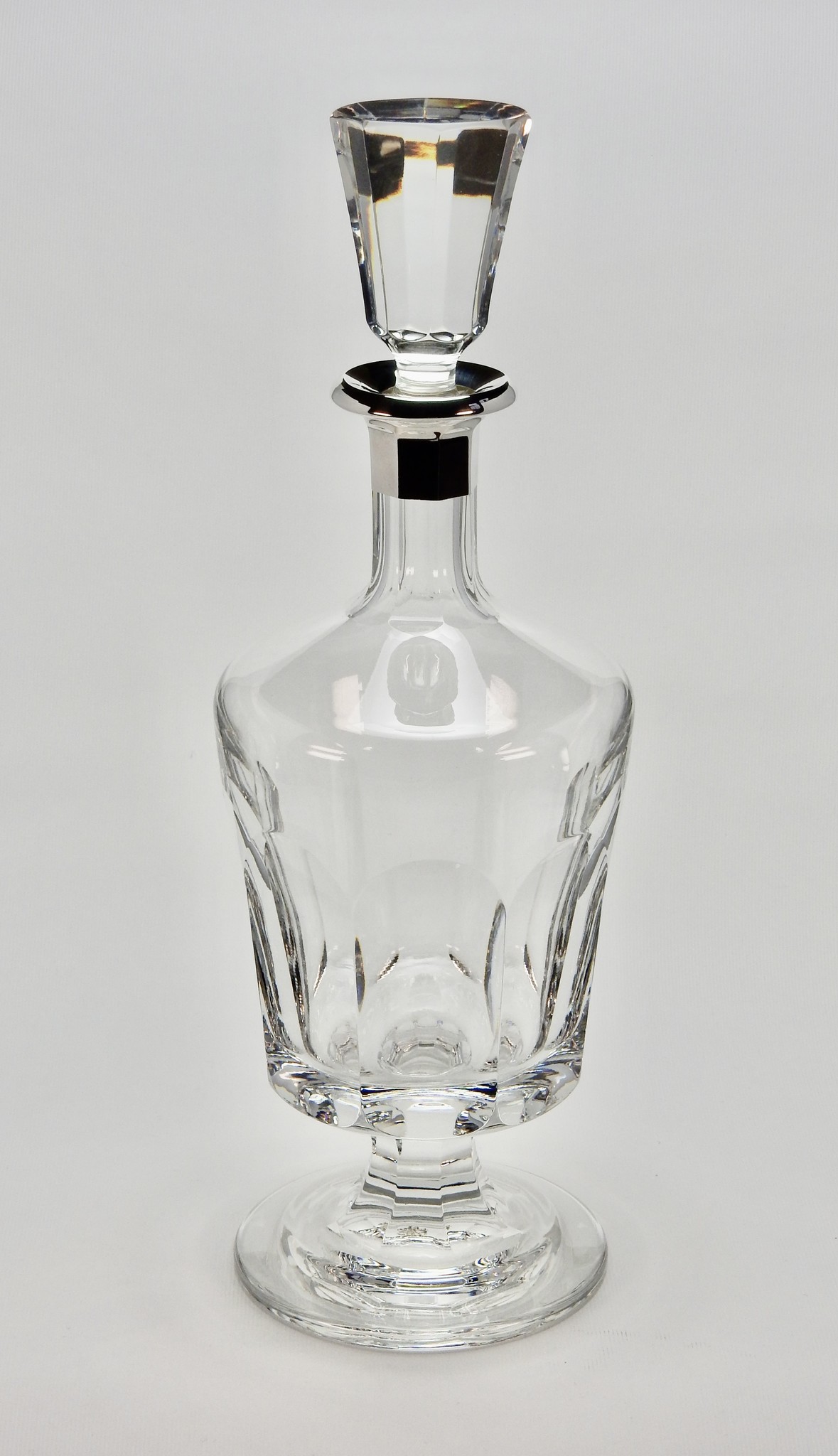Hoge, zware kristallen karaf met hals in 925 zilver, 350 mm hoog