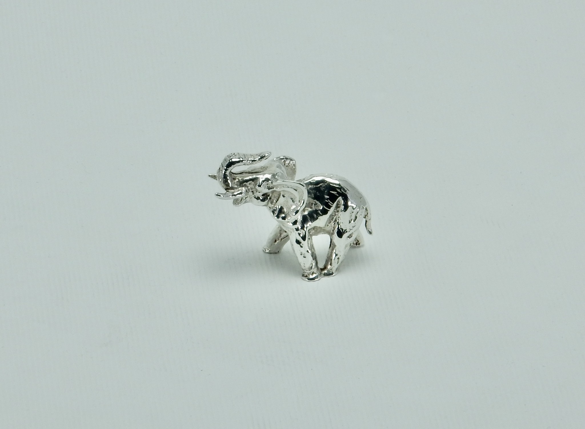 Miniatuur van een olifant in 925 zilver, 38 mm