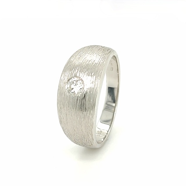 Private Label CvdK Private Label CvdK ring in 14 krt. witgoud met diamant