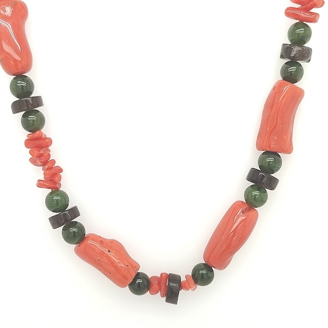 Private Label CvdK Private Label CvdK bloedkoraal collier met jade en rookkwarts