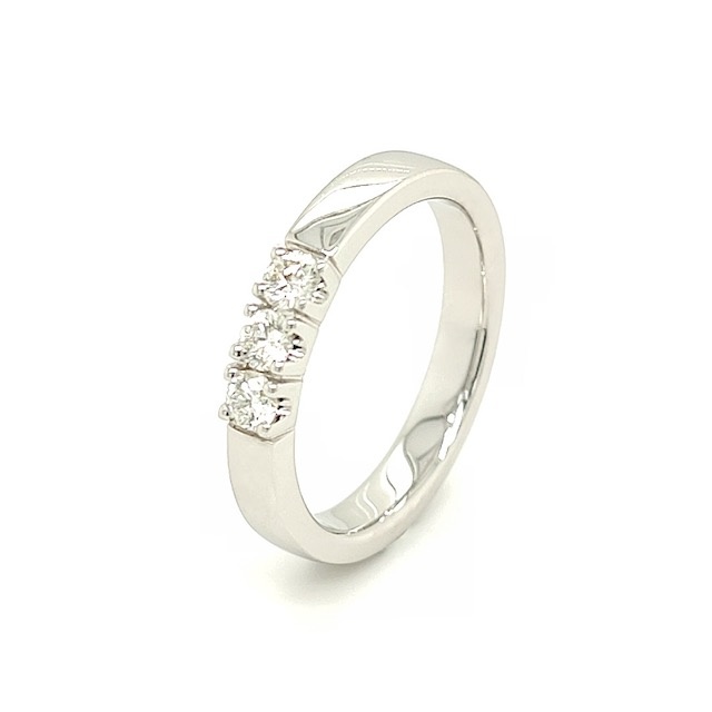 Private Label CvdK Private Label CvdK ring in 14 krt. witgoud met diamant