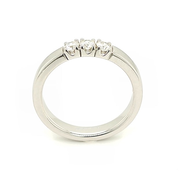 Private Label CvdK Private Label CvdK ring in 14 krt. witgoud met diamant
