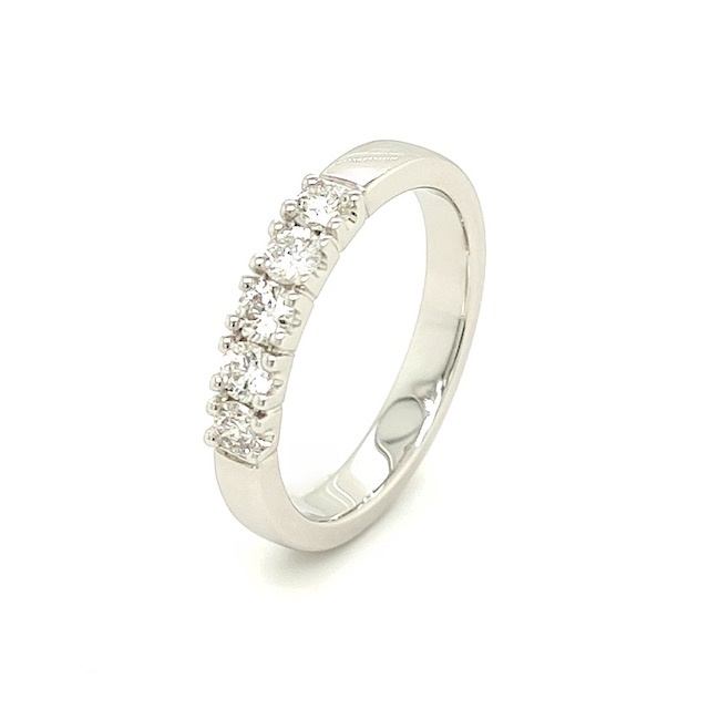 Private Label CvdK Private Label CvdK ring in 14 krt. witgoud met diamant