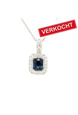 Private Label CvdK Private label CvdK hanger in 18 krt. witgoud met saffier en witte diamanten