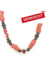 Private Label CvdK Private Label CvdK bloedkoraal collier met jade en rookkwarts