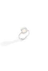 Pomellato Pomellato Nudo Classic ring in 18 krt. witgoud met melk kwarts en witte diamanten