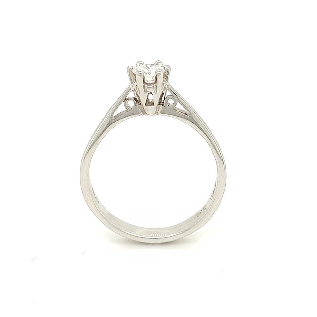 Private Label CvdK Private Label CvdK ring in 18 krt. witgoud met diamant