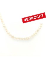 Private Label CvdK Private label CvdK parelcollier met 14 krt. geelgoud