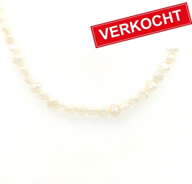 Private Label CvdK Private label CvdK parelcollier met 14 krt. geelgoud