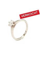 Private Label CvdK Private Label CvdK ring in 14 krt. witgoud met diamant