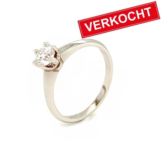 Private Label CvdK Private Label CvdK ring in 14 krt. witgoud met diamant