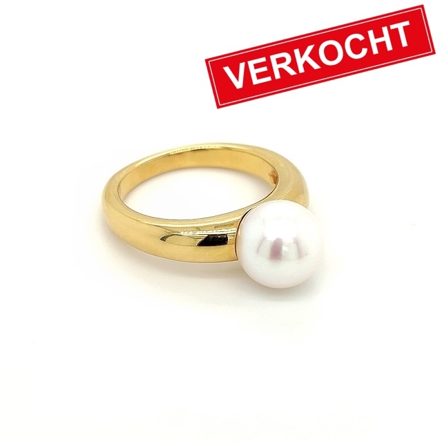 Private Label CvdK Private Label CvdK ring in 18 krt. geelgoud met een parel