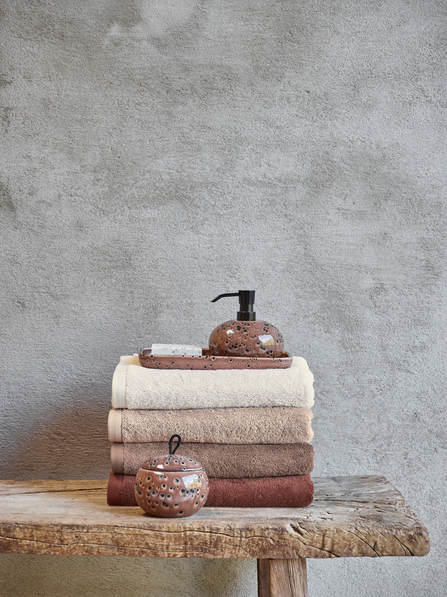 Aquanova LONDON bath textiles Nougat-136