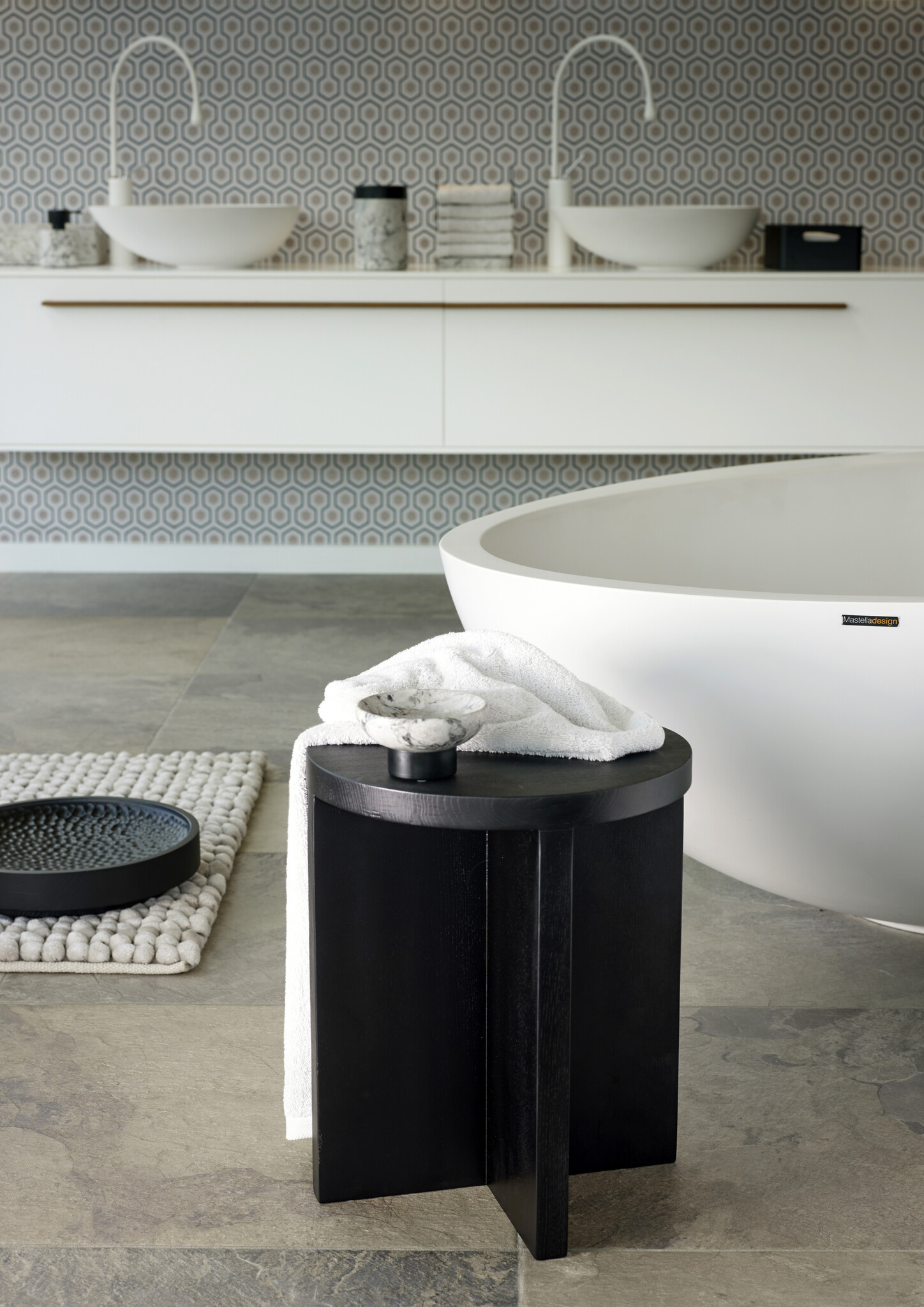 Aquanova COLE stool Black
