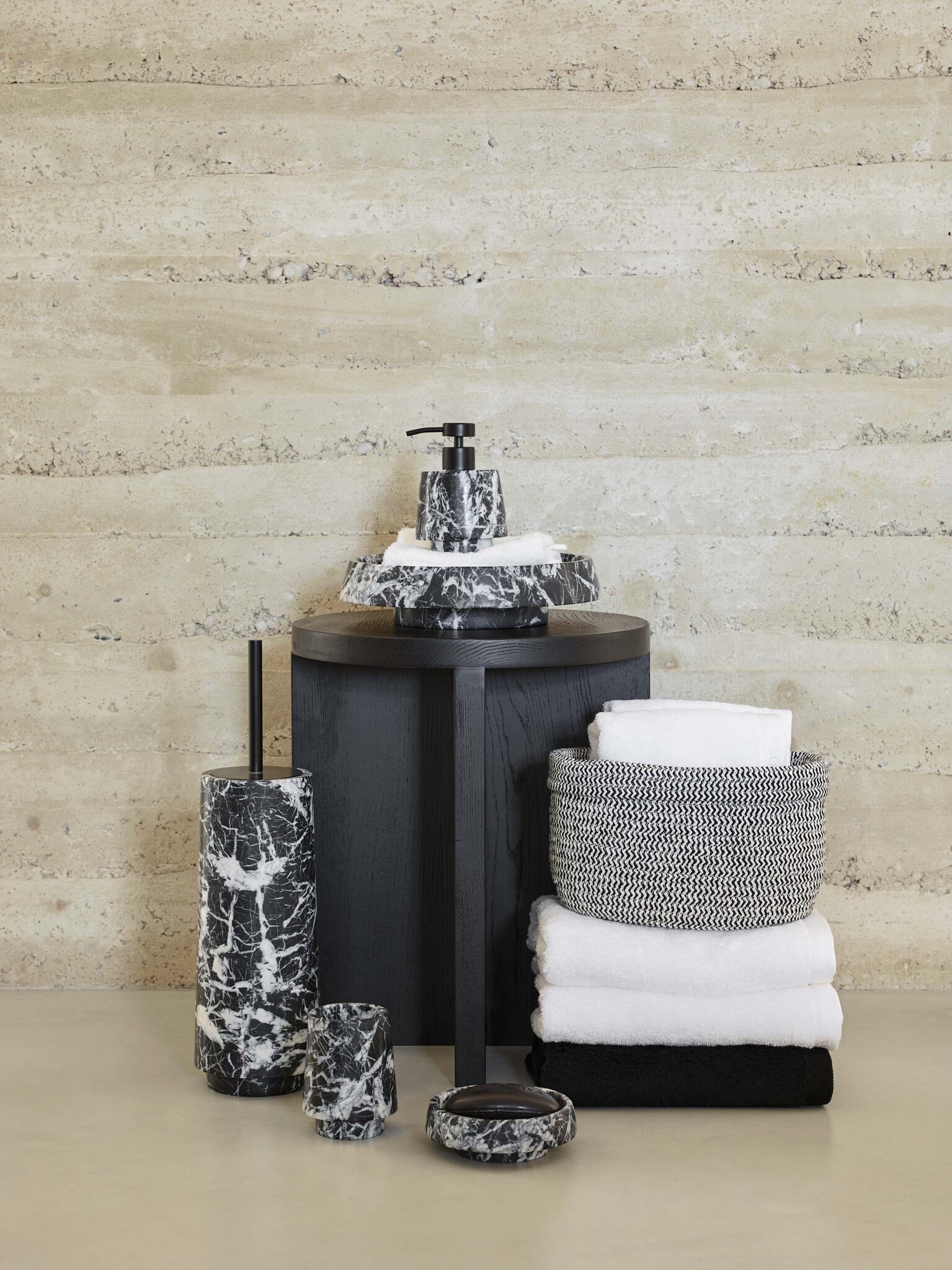 Aquanova ORION toiletborstel Black