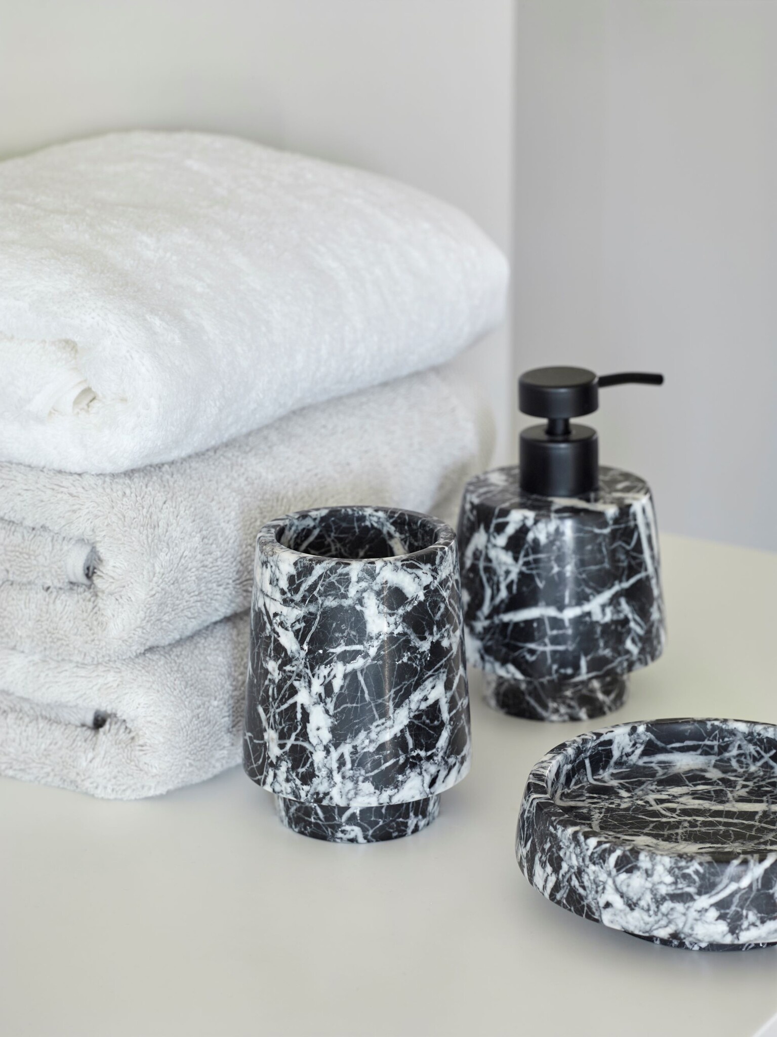 Aquanova ORION toiletborstel Black