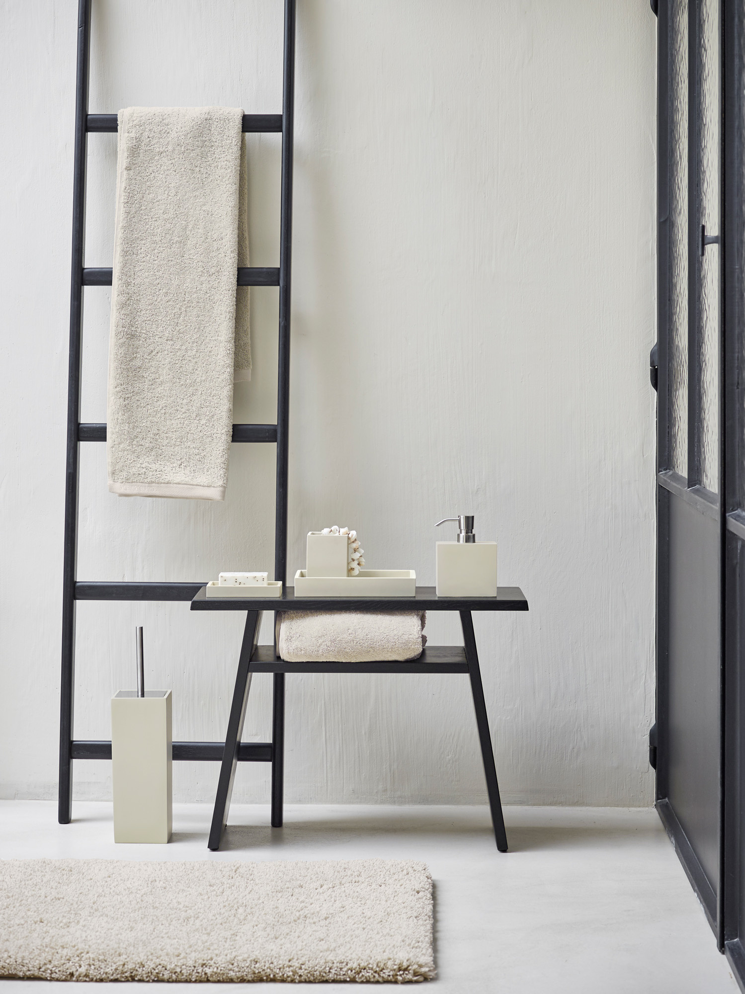 Aquanova LOA badmat Linen