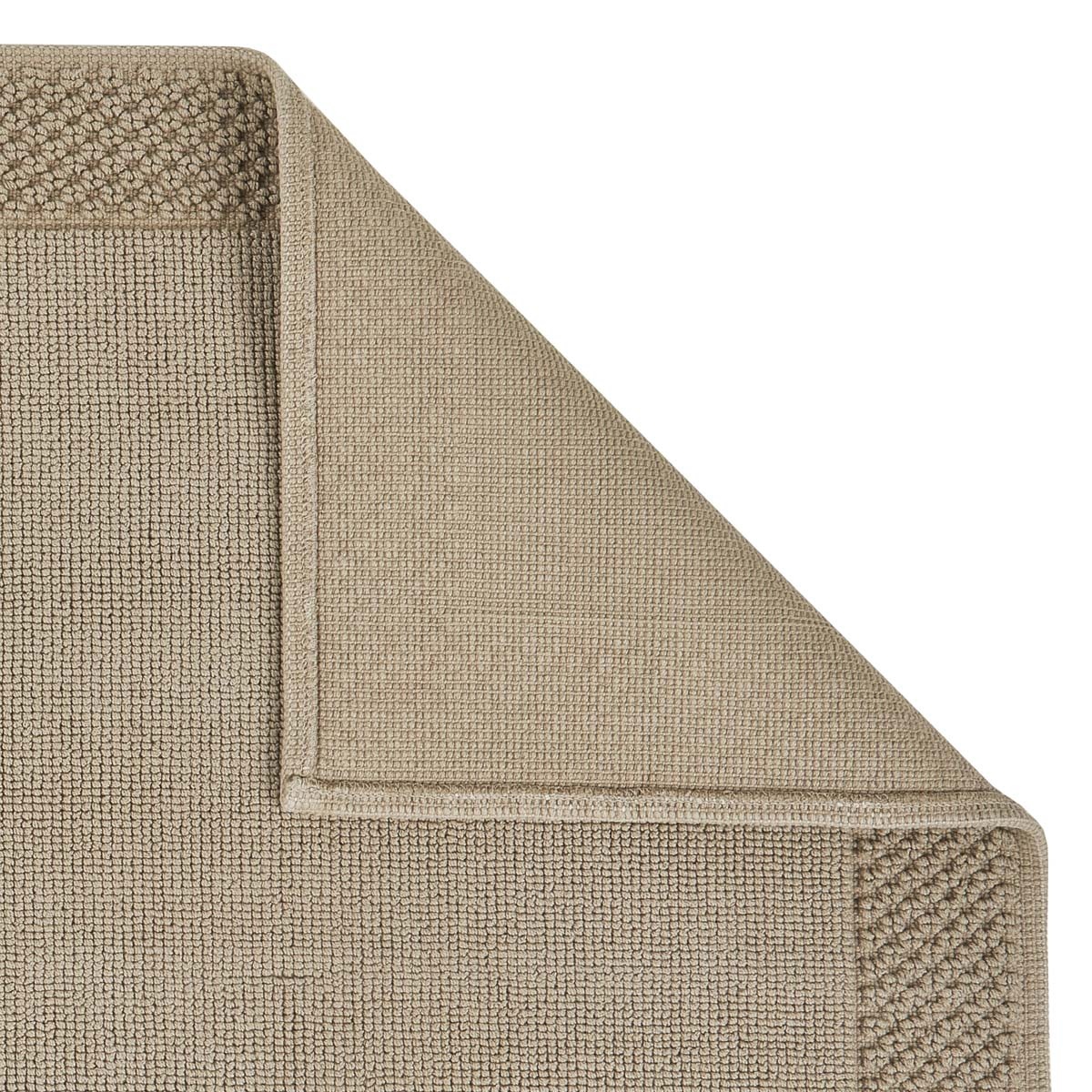 Aquanova YUNA bath mat Almond