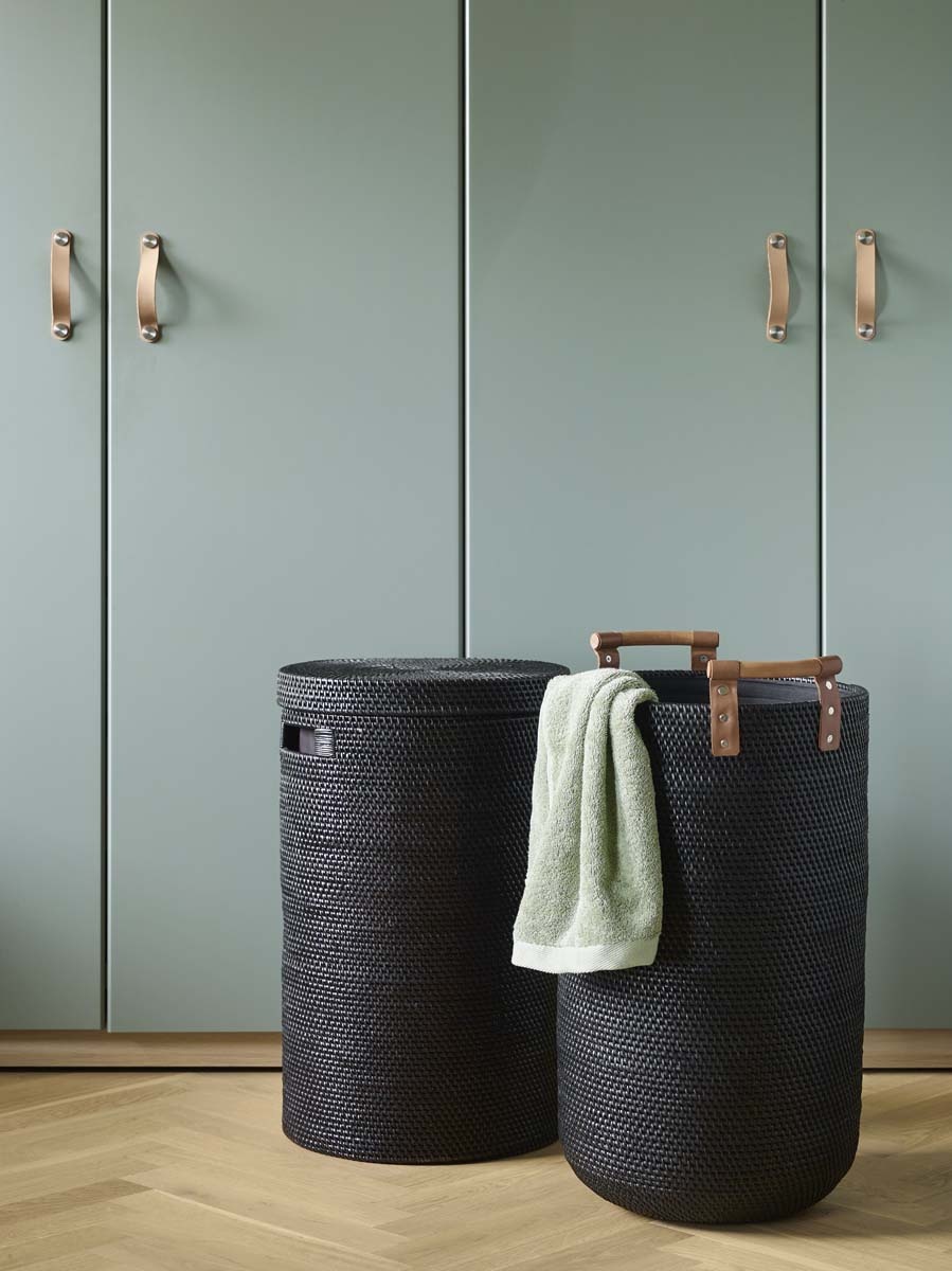 Aquanova CINO laundry basket with lid Pecan
