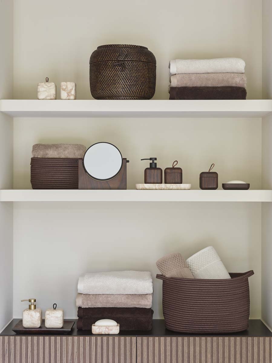 Aquanova RENA storage basket Pecan small
