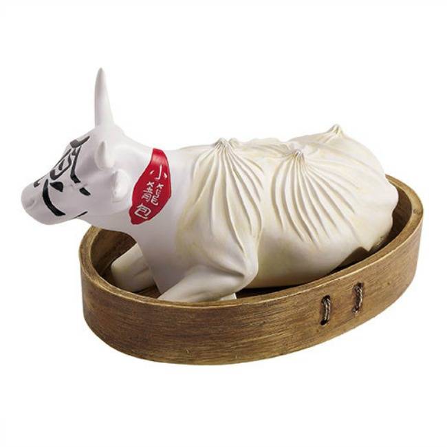 Cow Parade Steamed Dumpling Cow (medium)