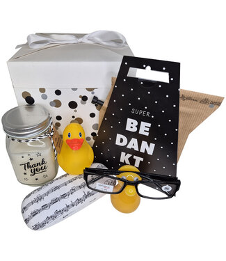 Cadeaupakket Er wordt er een(d) bedankt Cadeaupakket Er wordt er een(d) bedankt