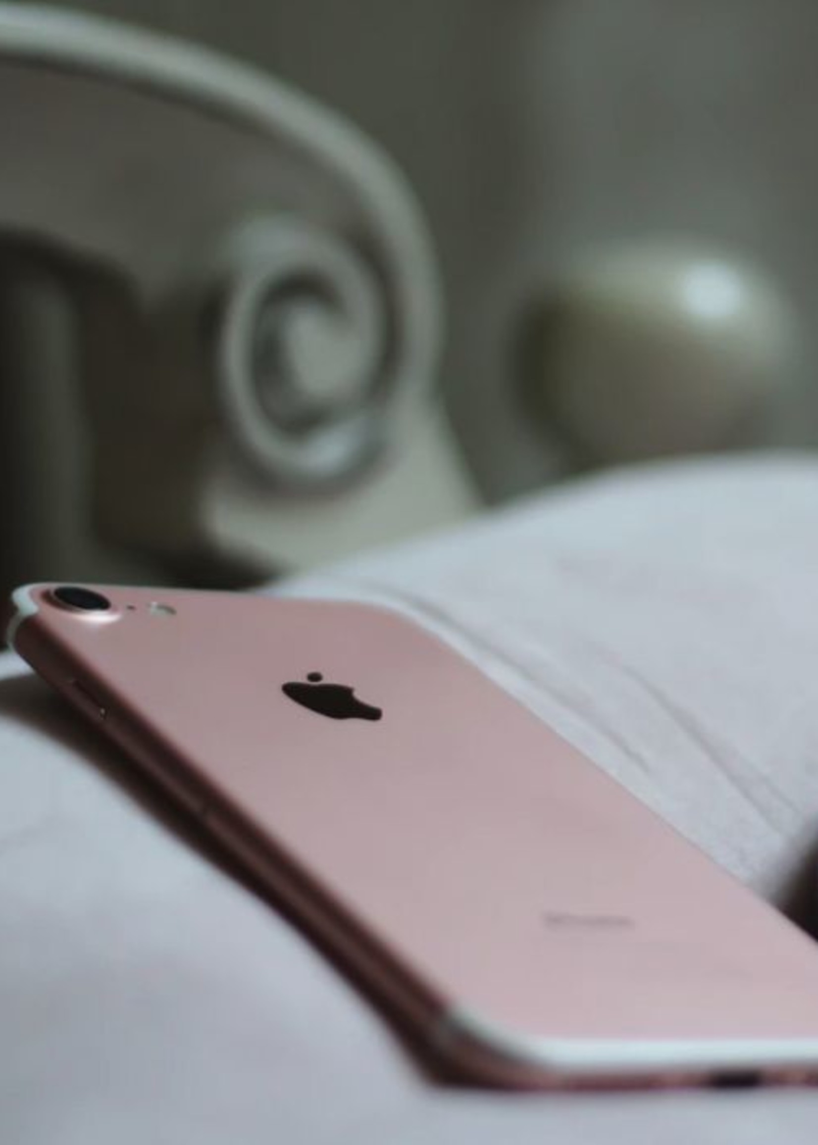 Apple iPhone 6B